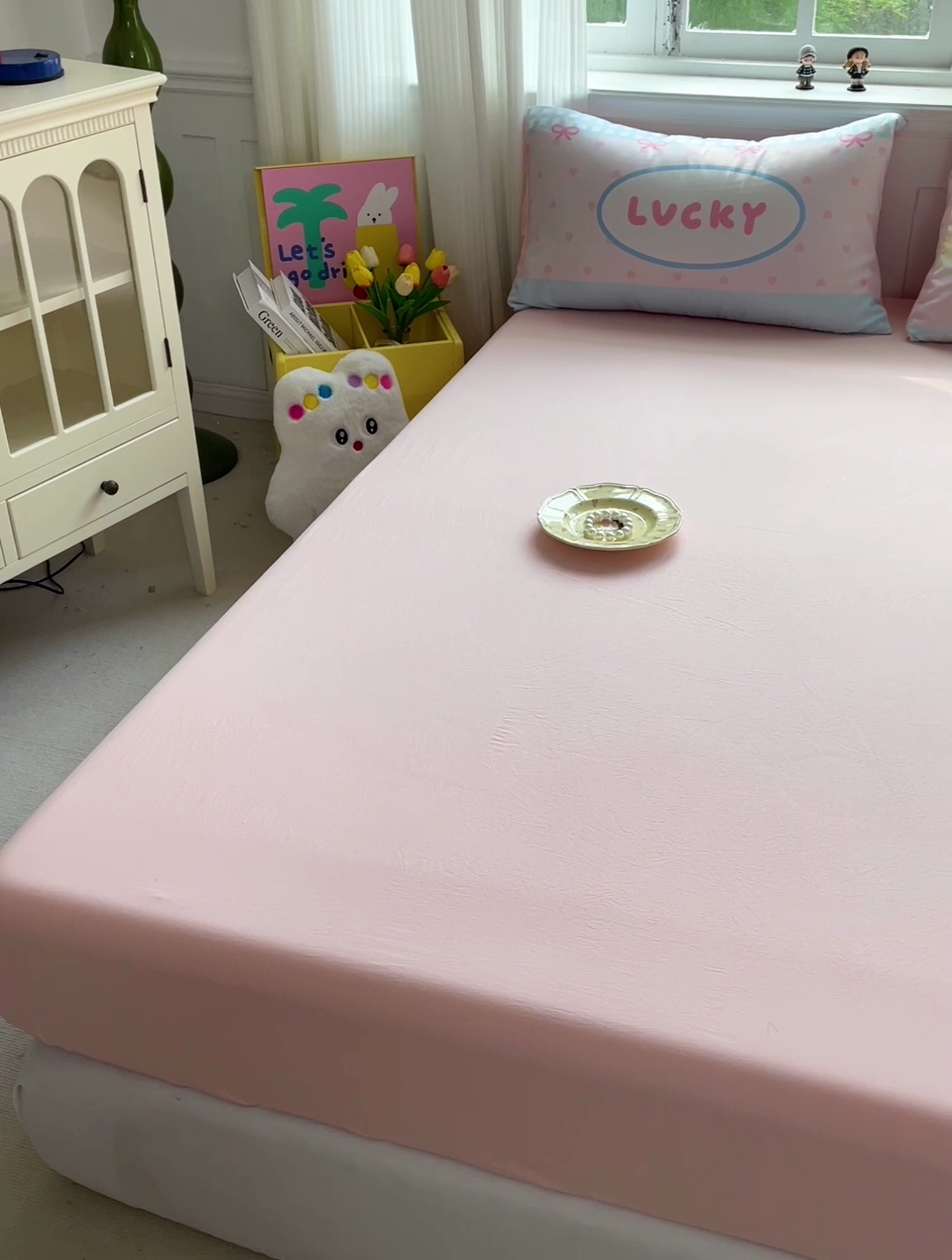 91家纺网 家纺一手货源 找家纺 海岛哥哥 2025春夏新款大版枕套毛巾绣床笠 大版个性猫咪