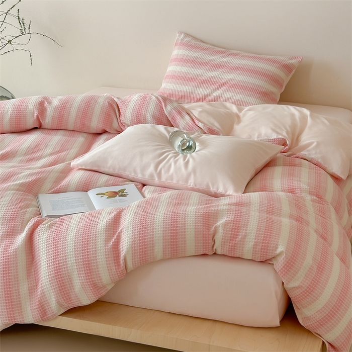 91家纺网 家纺一手货源 找家纺 小春日和 高端华夫格纯棉四件套高档民宿全棉四件套多巴胺纯棉被套人字纹纯色加大床单1.8纯色棉床笠 云牧-粉