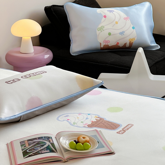 91家纺网 家纺一手货源 找家纺 如一2025A类ins大版数码卡通印花冰丝凉感席 冰淇淋-床笠-床笠