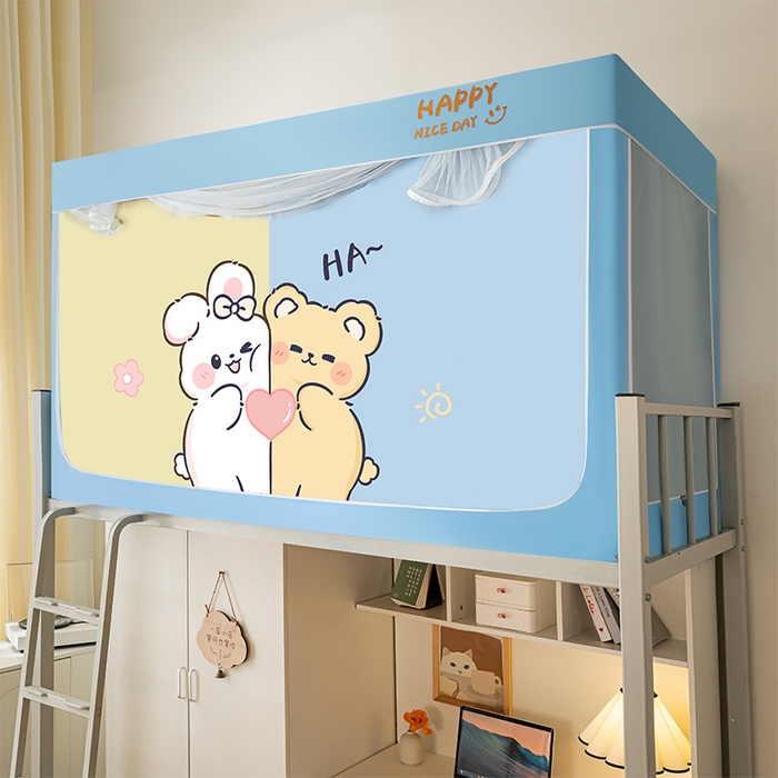 91家纺网 家纺一手货源 找家纺 觅妮家纺 2025新款99%强遮光涂银涂层大版数码印花宿舍学生床帘蚊帐 恋爱季节