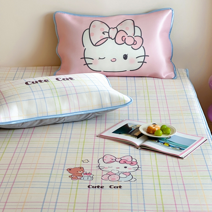 91家纺网 家纺一手货源 找家纺 如一2025A类ins大版数码卡通印花冰丝凉感席 领结猫-床笠