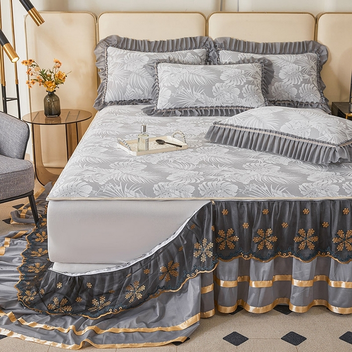 91家纺网 家纺一手货源 找家纺 情恒家纺   2025新款提花PE海洋丝可脱卸床裙席三件套 生如夏花 星灰