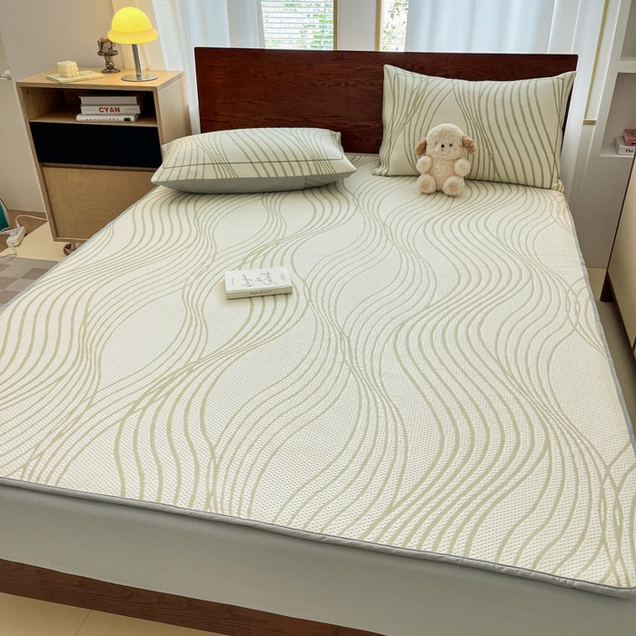 91家纺网 家纺一手货源 找家纺 雅居纺家纺 2025新款A类加厚三明治底简约提花凉感席系列-床笠款 曲线-绿