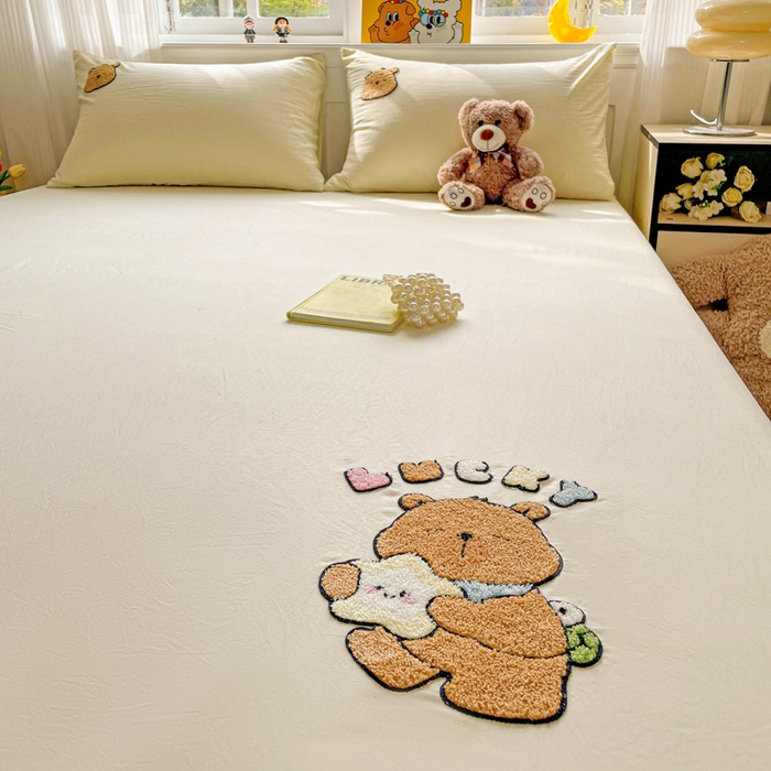 91家纺网 家纺一手货源 找家纺 海岛哥哥 2025春夏新款卡通毛巾绣床笠 幸运卡皮-黄