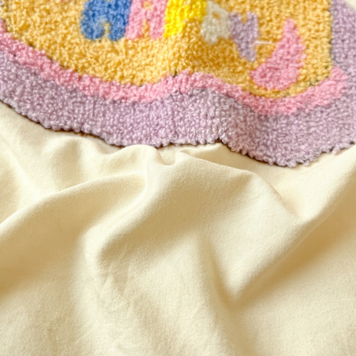 91家纺网 家纺一手货源 找家纺 雨帆  2025新款卡通水洗棉毛巾绣四件套 芝士粉格