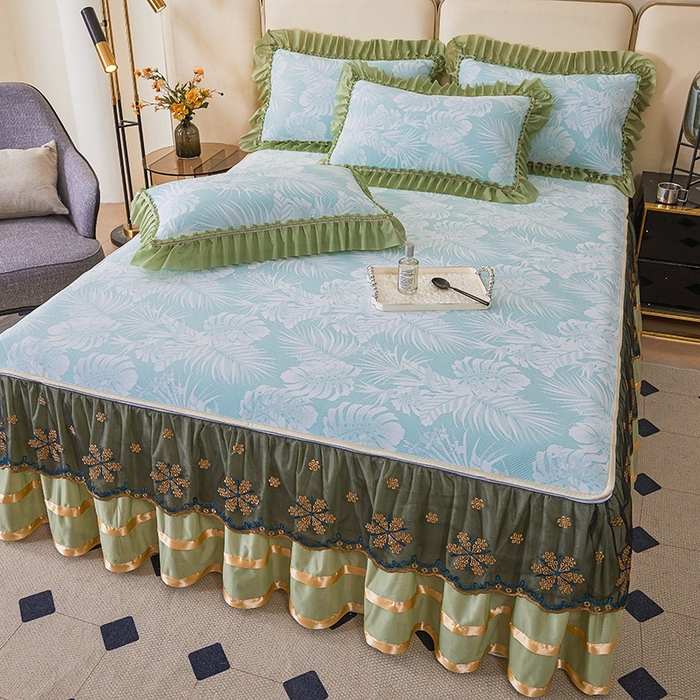 91家纺网 家纺一手货源 找家纺 情恒家纺   2025新款提花PE海洋丝可脱卸床裙席三件套 生如夏花 清新蓝