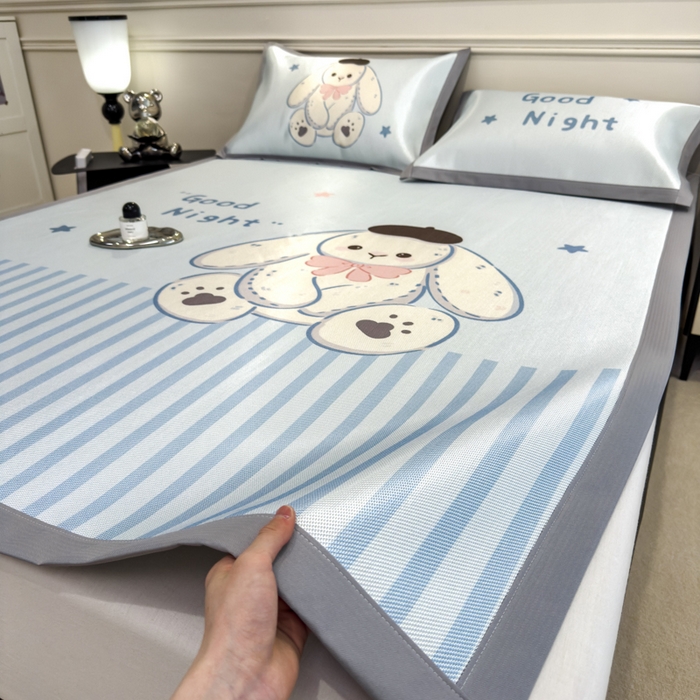 91家纺网 家纺一手货源 找家纺 倾慕  2025新款数码大版时尚卡通风冰藤席 大耳兔