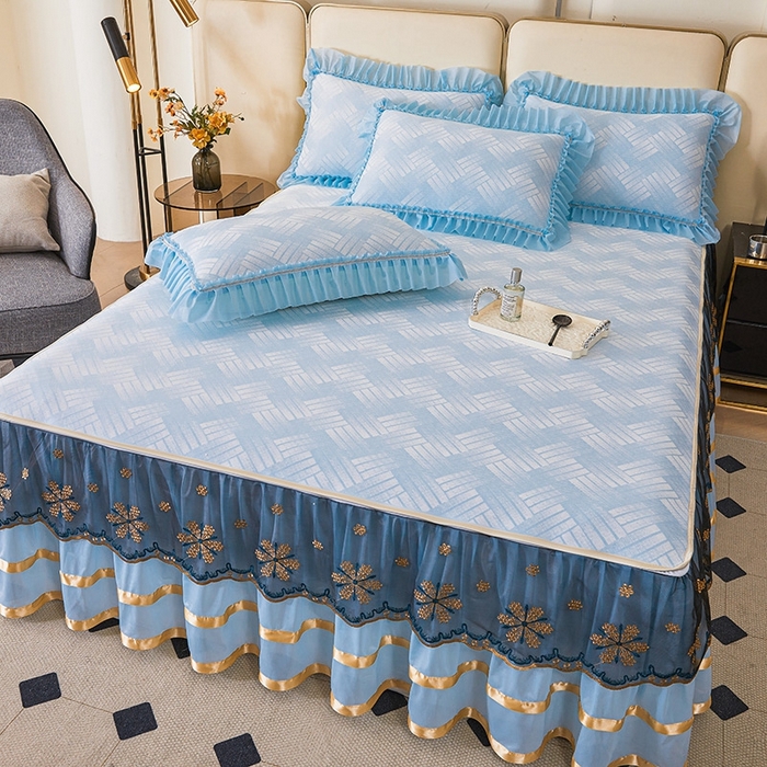 91家纺网 家纺一手货源 找家纺 情恒家纺   2025新款提花PE海洋丝可脱卸床裙席三件套 城市剪影 清新蓝