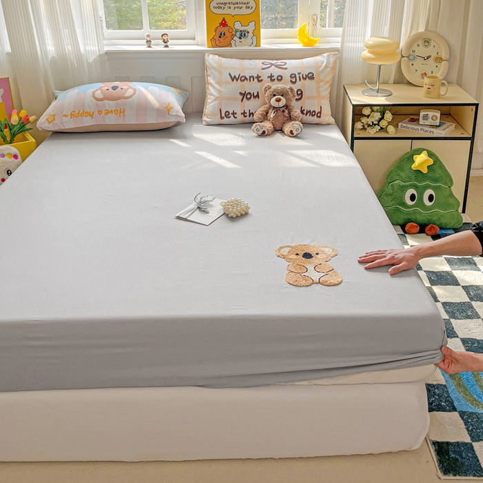 91家纺网 家纺一手货源 找家纺 海岛哥哥 2025春夏新款大版枕套毛巾绣床笠 大版佛系考拉