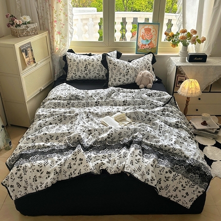 91家纺网 家纺一手货源 找家纺 阿曼达 2025年新款水洗印花花边夏被四件套 夏被-美学