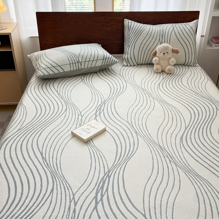 91家纺网 家纺一手货源 找家纺 雅居纺家纺 2025新款A类加厚三明治底简约提花凉感席系列-床笠款 曲线-蓝