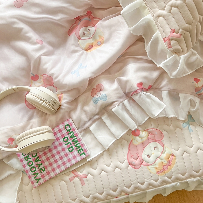 91家纺网 家纺一手货源 找家纺 慕澄2025新款小版印花床裙款乳胶凉席凉感丝夏被四件套 美乐蒂