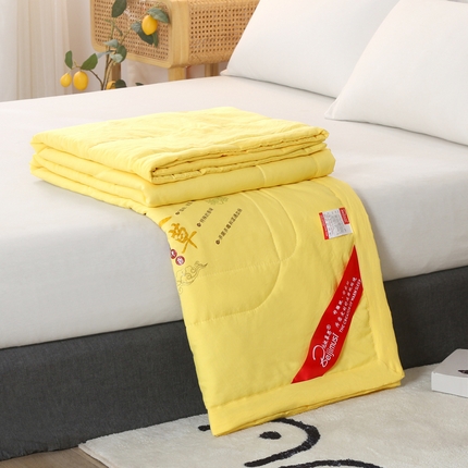 91家纺网 家纺一手货源 找家纺 （总）妙赞2025新款水洗艾草夏被夏凉被空调被