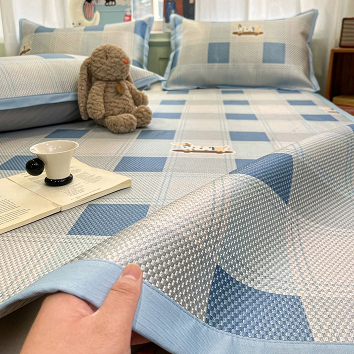 91家纺网 家纺一手货源 找家纺 布卢姆床垫2025新款A类数码印花冰藤席夏凉席--床席款 滑板腊肠狗