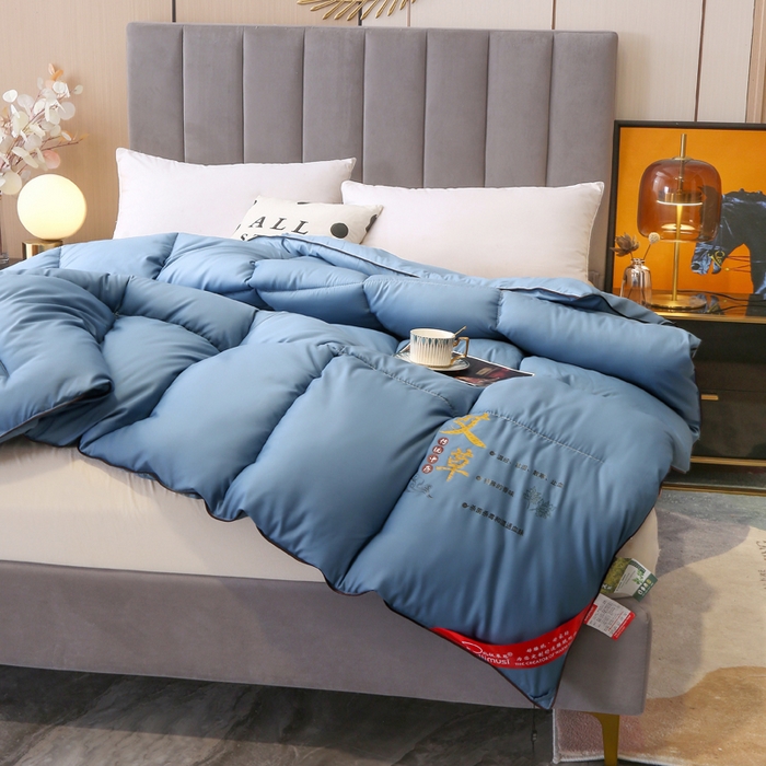 91家纺网 家纺一手货源 找家纺 妙赞2025新款水洗真丝艾草艾绒羽丝棉被被子被芯 蓝色