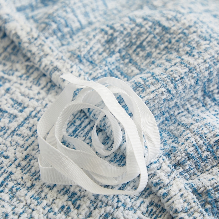 91家纺网 家纺一手货源 找家纺 丝绮鹿 2025新款竹节雪尼尔沙发套松紧款（大三人图）  迷雾蓝