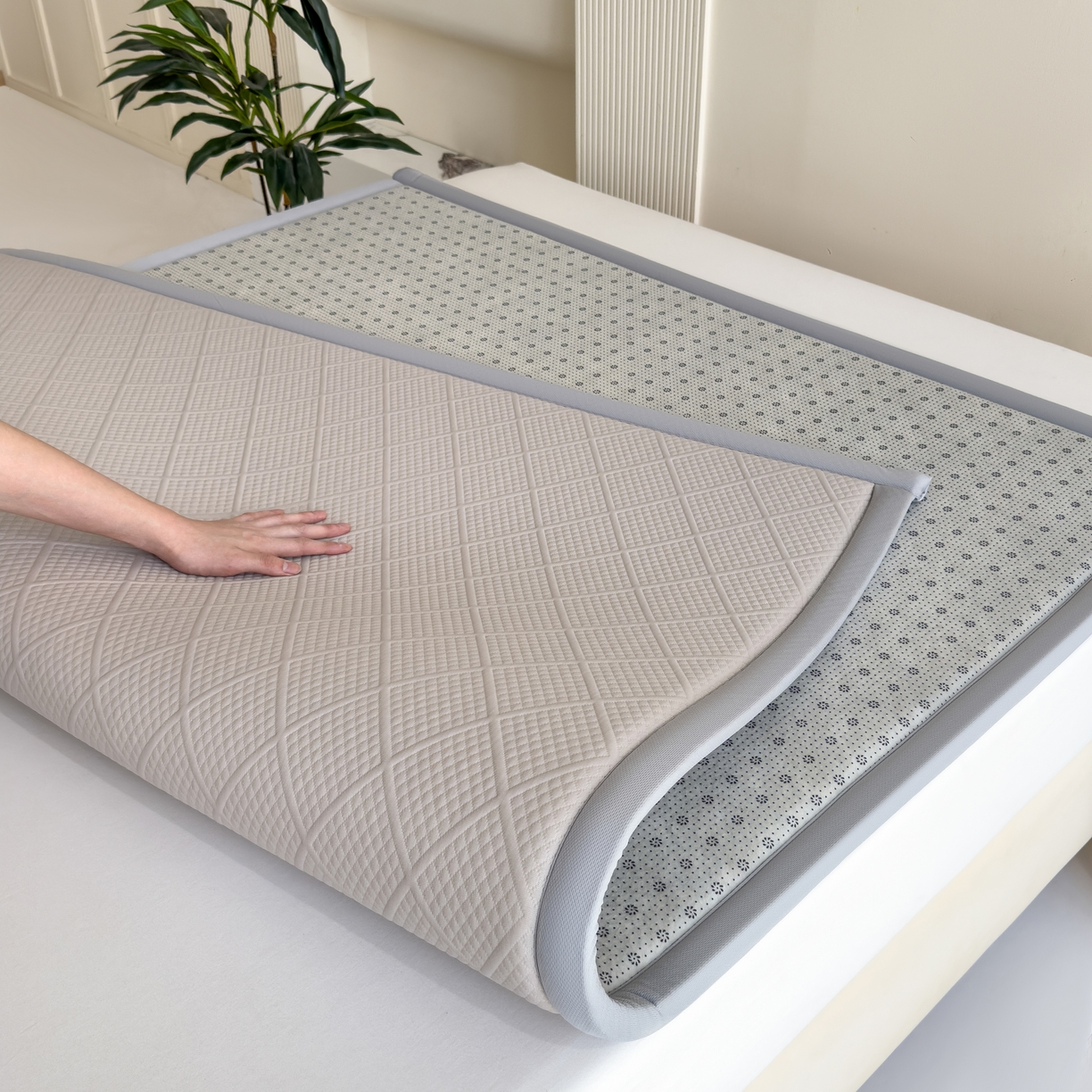 91家纺网 家纺一手货源 找家纺 席世家 2025新款凉感豆豆多功能垫 波洛格-米