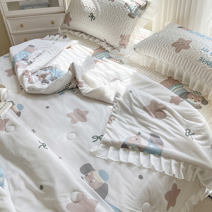 91家纺网 家纺一手货源 找家纺 慕澄2025新款小版印花床裙款乳胶凉席凉感丝夏被四件套 星星狗