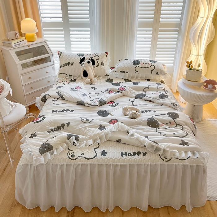 91家纺网 家纺一手货源 找家纺 慕澄2025新款小清新印花凉感丝花床裙款乳胶凉席 快乐小狗