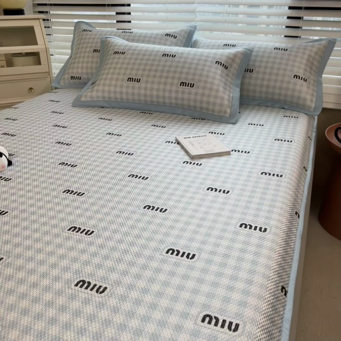 91家纺网 家纺一手货源 找家纺 布卢姆床垫2025新款A类数码印花冰藤席夏凉席--床笠款 蓝miu