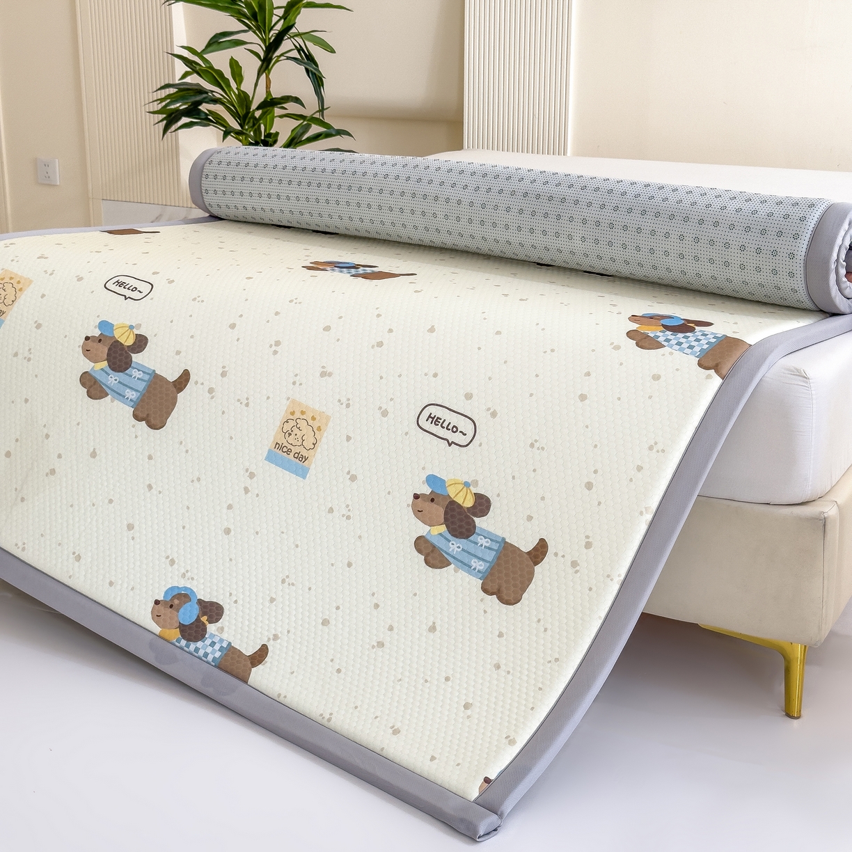 91家纺网 家纺一手货源 找家纺 席世家 2025新款印花豆豆多功能垫 斑点狗