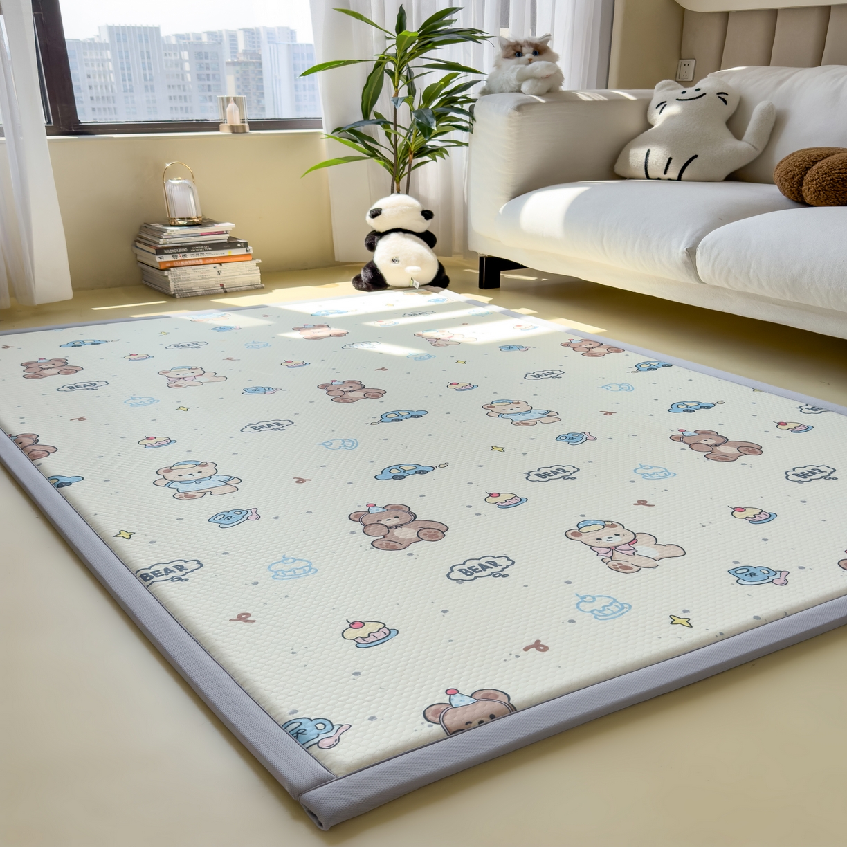 91家纺网 家纺一手货源 找家纺 席世家 2025新款印花豆豆多功能垫 汽车小熊