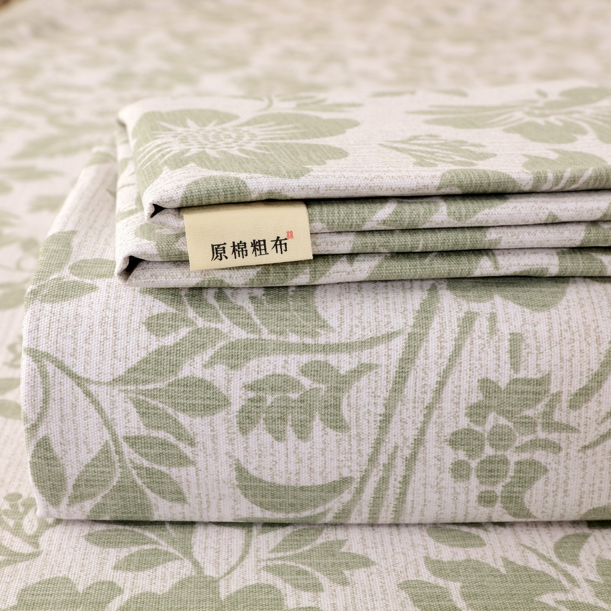 91家纺网 家纺一手货源 找家纺 （总）慕尚家纺 2025新款全棉纯棉老粗布花卉床单款凉席席子