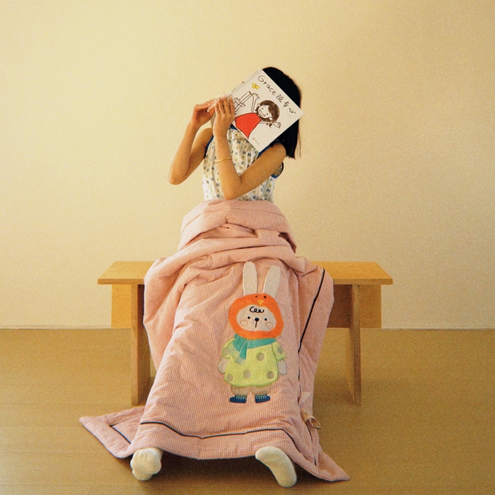 91家纺网 家纺一手货源 找家纺 喜多兔儿童家纺 2025新款色织天丝水洗棉夏被被子被芯 粉格月亮小兔-胶片风