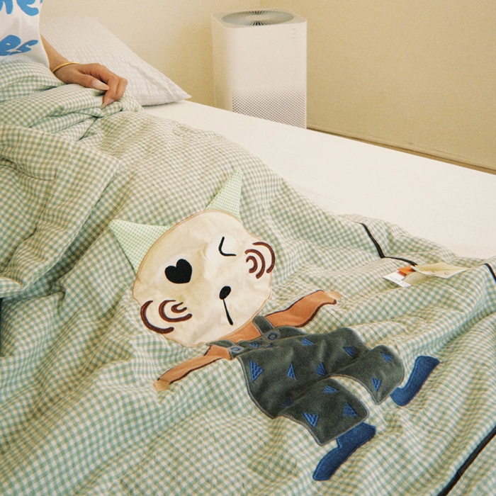 91家纺网 家纺一手货源 找家纺 喜多兔儿童家纺 2025新款色织天丝水洗棉夏被被子被芯 绿格星星小怪兽-胶片风