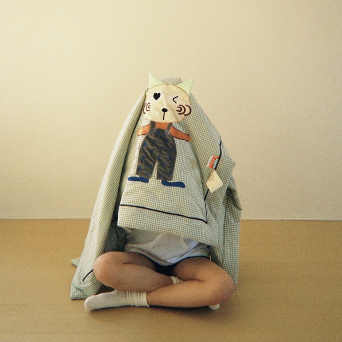 91家纺网 家纺一手货源 找家纺 喜多兔儿童家纺 2025新款色织天丝水洗棉夏被被子被芯 绿格星星小怪兽-胶片风