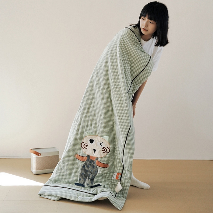 91家纺网 家纺一手货源 找家纺 喜多兔儿童家纺 2025新款色织天丝水洗棉夏被被子被芯 绿格星星小怪兽-日系风