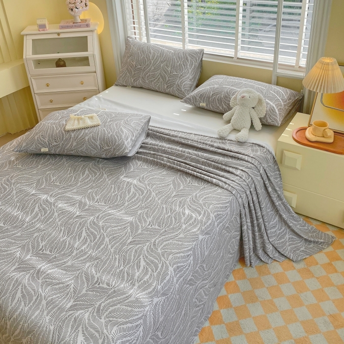 91家纺网 家纺一手货源 找家纺 慕尚家纺 2025新款全棉纯棉老粗布花卉床单款凉席席子 兰羽-叶韵