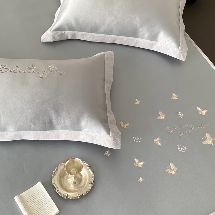 91家纺网 家纺一手货源 找家纺 由有家居 2025新款7A级高精密A类抗菌色织提花进口刺绣冰丝凉席-蝶影 蝶影-灰