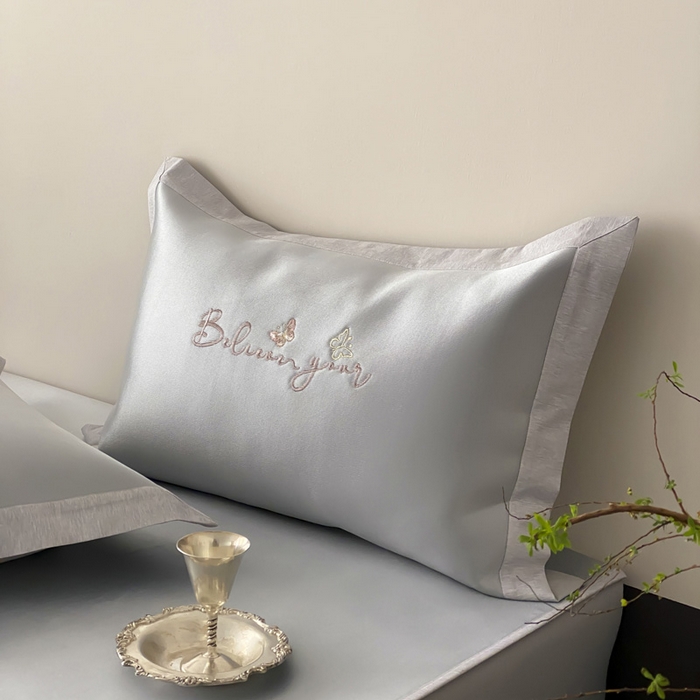 91家纺网 家纺一手货源 找家纺 由有家居 2025新款7A级高精密A类抗菌色织提花进口刺绣冰丝凉席-蝶影 蝶影-灰