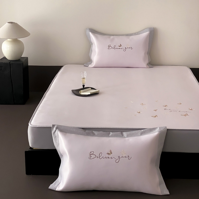 91家纺网 家纺一手货源 找家纺 由有家居 2025新款7A级高精密A类抗菌色织提花进口刺绣冰丝凉席-蝶影 蝶影-粉