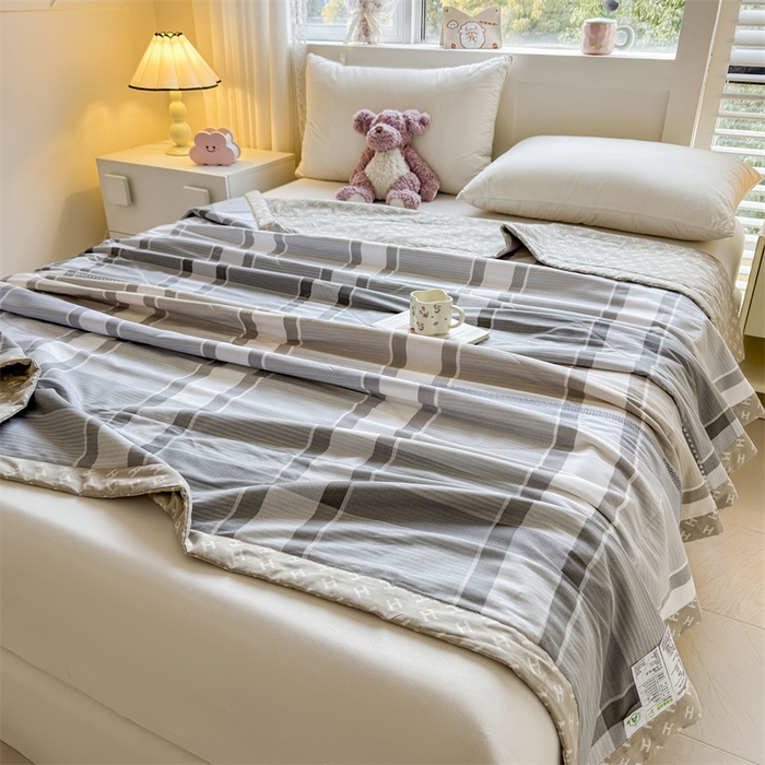 91家纺网 家纺一手货源 找家纺 小石头家纺 2025新款里外全棉A类纯棉棉花小碎花夏被包质检=买家秀 时尚格调