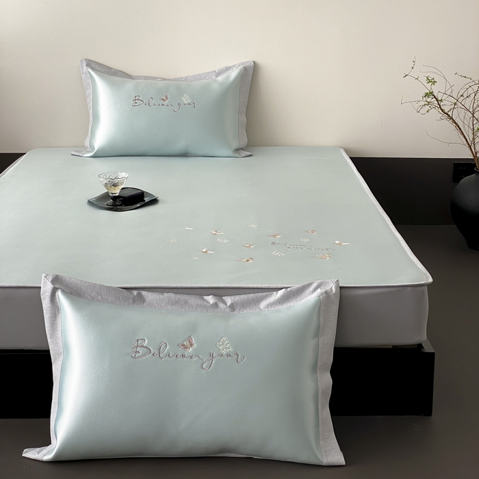 91家纺网 家纺一手货源 找家纺 由有家居 2025新款7A级高精密A类抗菌色织提花进口刺绣冰丝凉席-蝶影 蝶影-绿