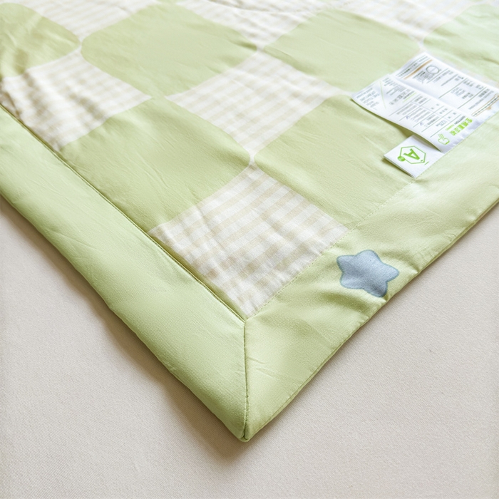 91家纺网 家纺一手货源 找家纺 小石头家纺 2025新款里外全棉A类纯棉棉花小碎花夏被包质检=买家秀 快乐熊猫