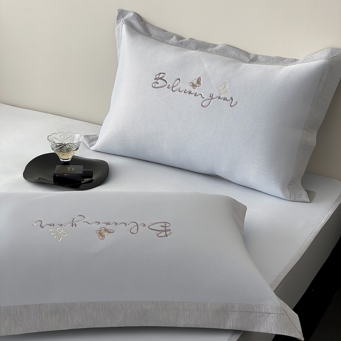 91家纺网 家纺一手货源 找家纺 由有家居 2025新款7A级高精密A类抗菌色织提花进口刺绣冰丝凉席-蝶影 蝶影-浅蓝