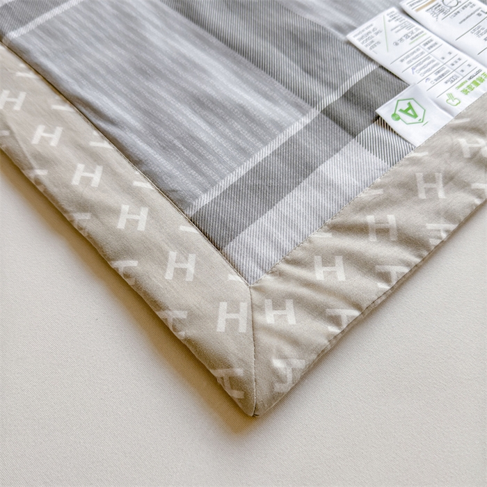 91家纺网 家纺一手货源 找家纺 小石头家纺 2025新款里外全棉A类纯棉棉花小碎花夏被包质检=买家秀 时尚格调