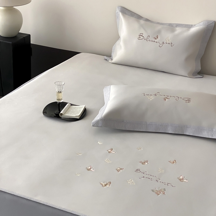 91家纺网 家纺一手货源 找家纺 由有家居 2025新款7A级高精密A类抗菌色织提花进口刺绣冰丝凉席-蝶影 蝶影-香槟