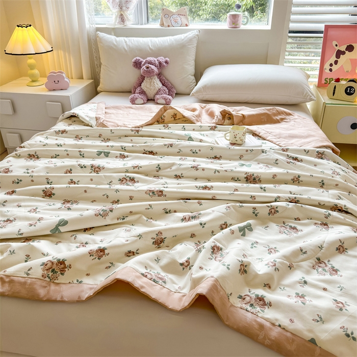 91家纺网 家纺一手货源 找家纺 小石头家纺 2025新款里外全棉A类纯棉棉花小碎花夏被包质检=买家秀 曼塔玫瑰