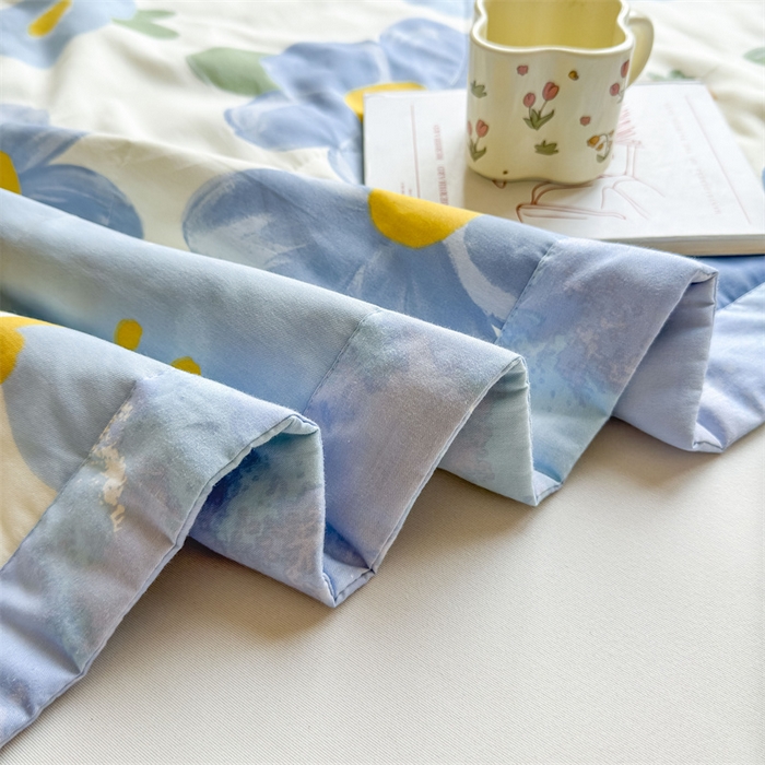 91家纺网 家纺一手货源 找家纺 小石头家纺 2025新款里外全棉A类纯棉棉花小碎花夏被包质检=买家秀 蓝色花海