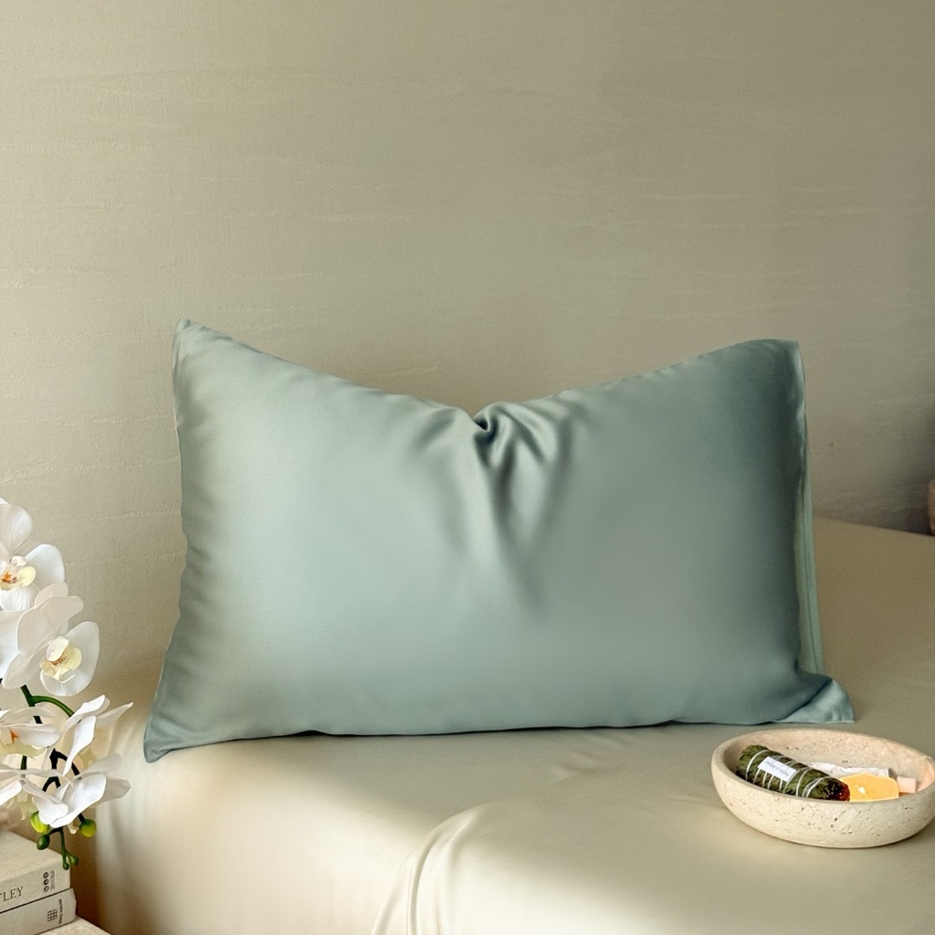91家纺网 家纺一手货源 找家纺 禾时 2025新款纯色双拼兰精天丝单品系列-单枕套 枕套单件 天空蓝-浅艾绿