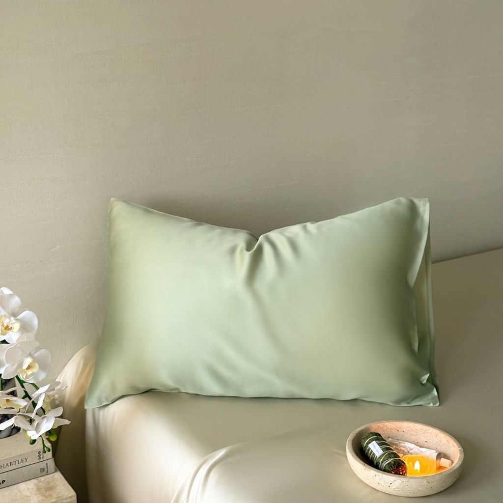 91家纺网 家纺一手货源 找家纺 禾时 2025新款纯色双拼兰精天丝单品系列-单枕套 枕套单件 嫩叶绿