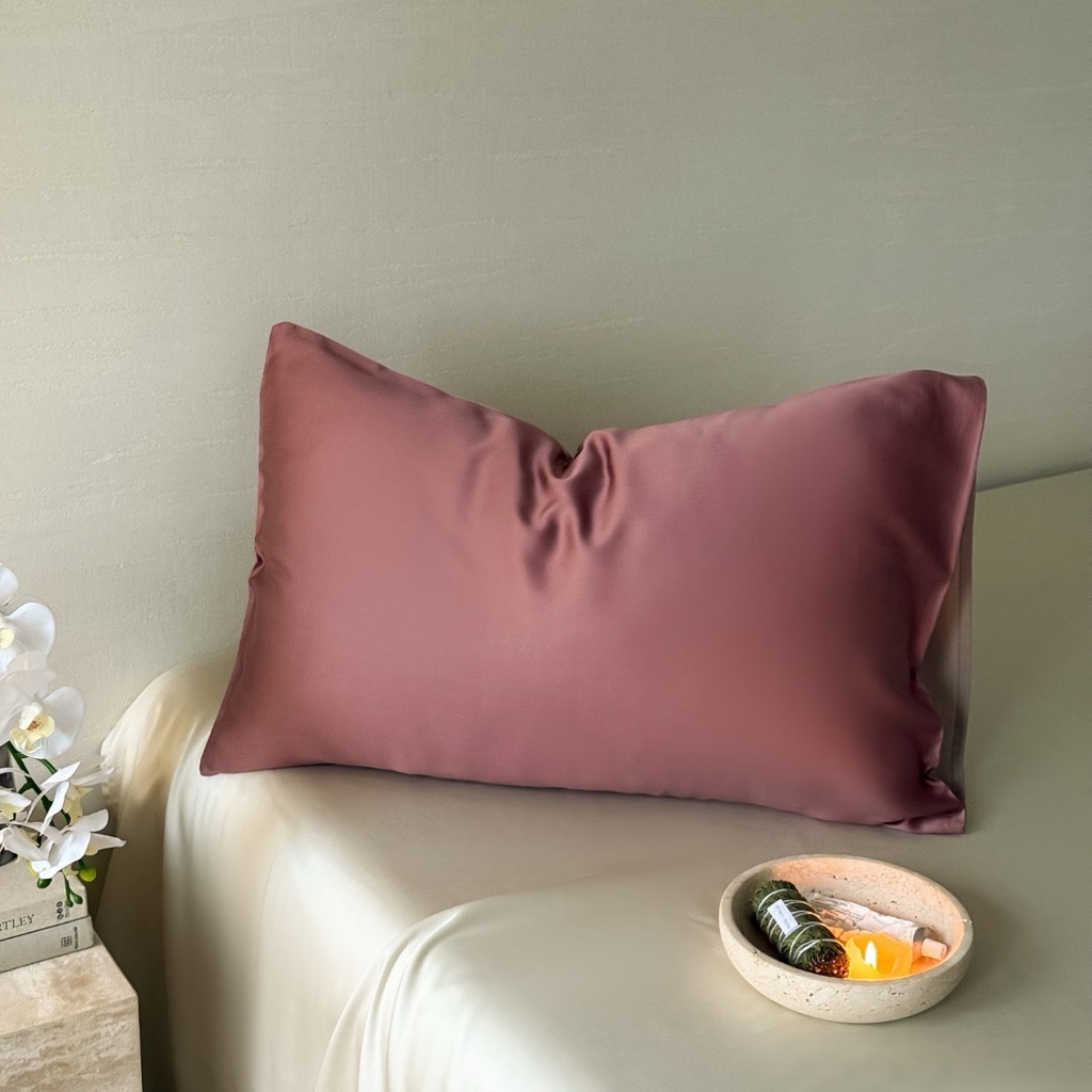 91家纺网 家纺一手货源 找家纺 禾时 2025新款纯色双拼兰精天丝单品系列-单枕套 枕套单件 野樱莓-芋泥灰