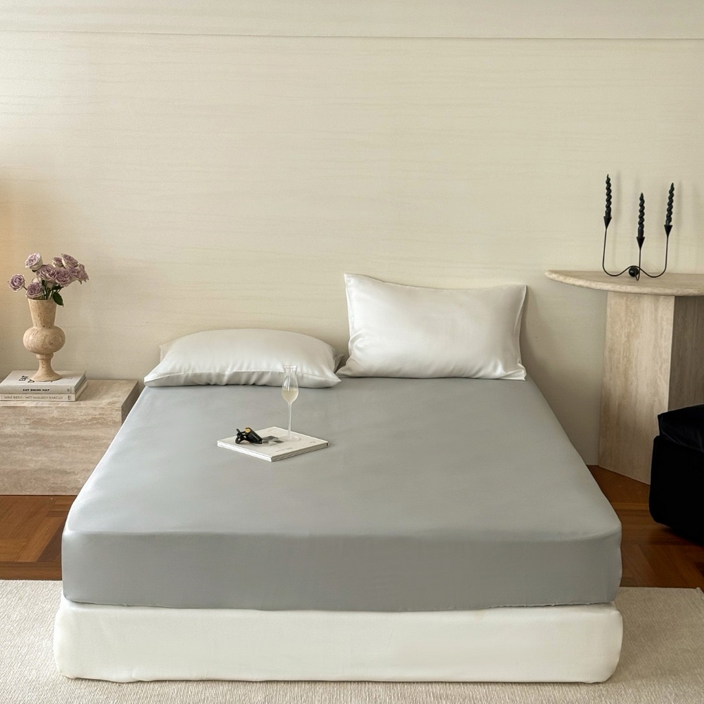 91家纺网 家纺一手货源 找家纺 禾时 2025新款纯色双拼兰精天丝单品系列-单床笠 床笠单件 云纱灰