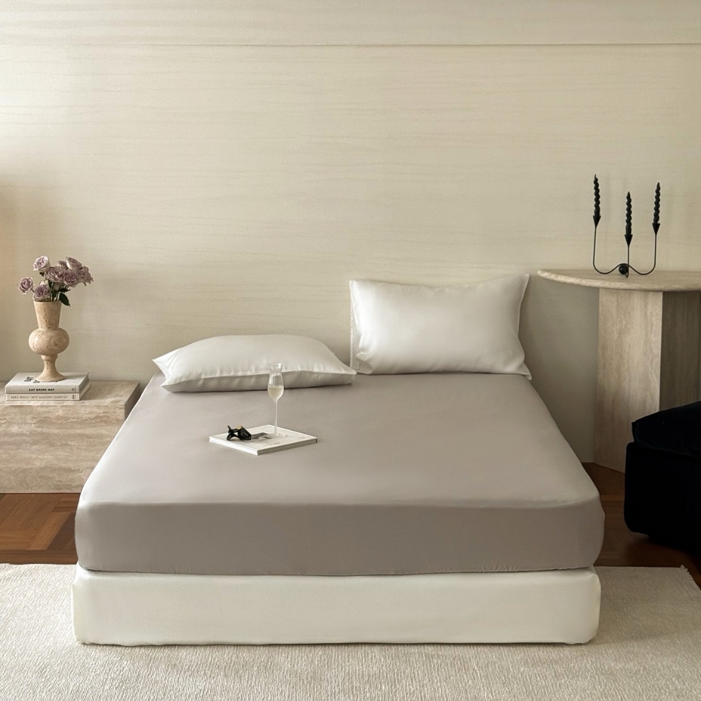 91家纺网 家纺一手货源 找家纺 禾时 2025新款纯色双拼兰精天丝单品系列-单床笠 床笠单件 霜华银