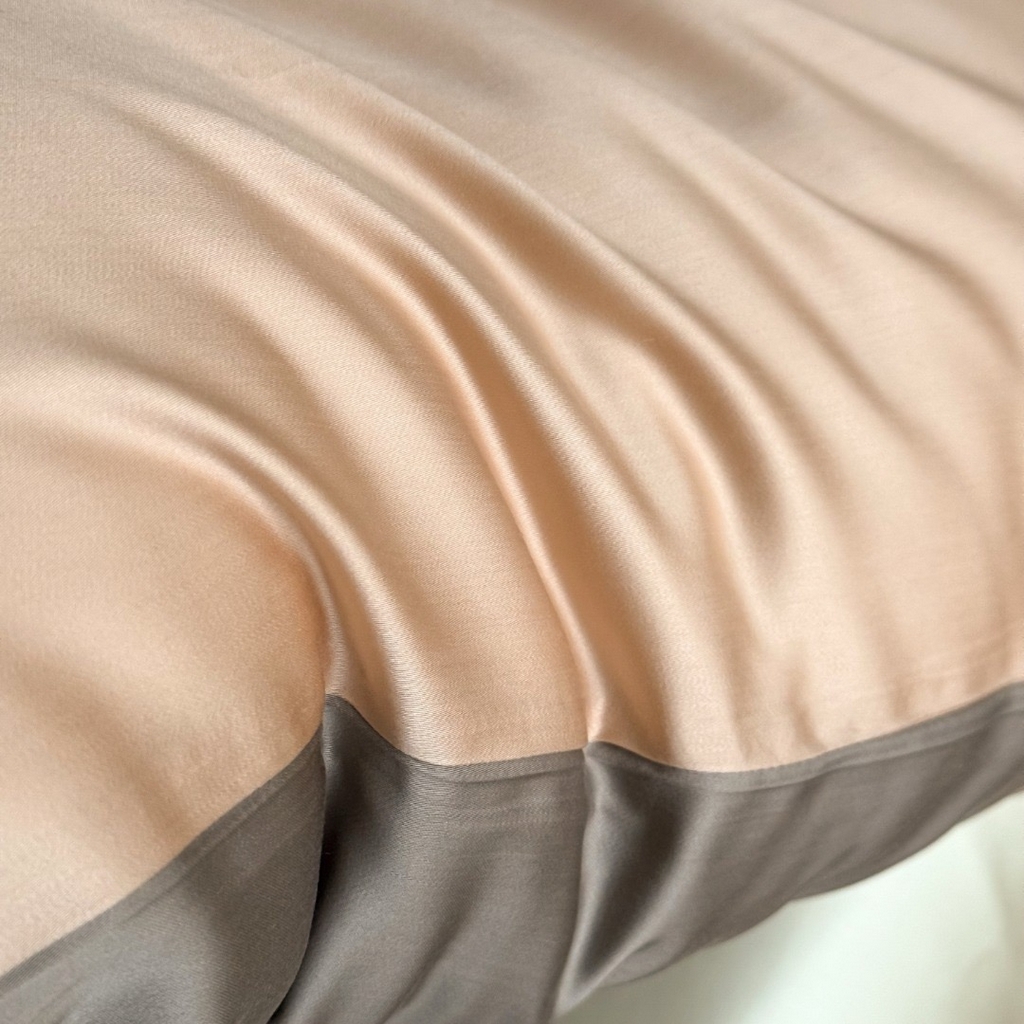 91家纺网 家纺一手货源 找家纺 禾时 2025新款纯色双拼兰精天丝单品系列-单枕套 枕套单件 月光色-岩石灰