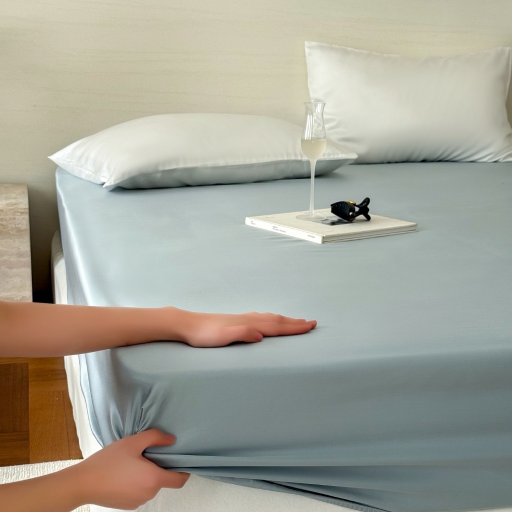 91家纺网 家纺一手货源 找家纺 禾时 2025新款纯色双拼兰精天丝单品系列-单床笠 床笠单件 冰川灰